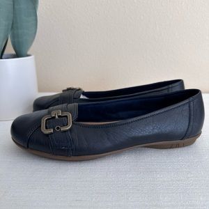 New Hotter Thornberry Black/Dark Blue Leather Buckle Slip On Loafers Women’s 7